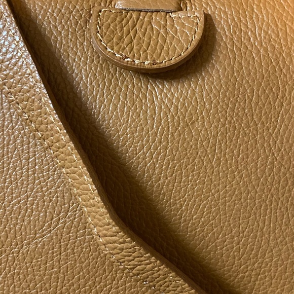 New with tags German Fuentes Grand Leather Bag in Mocha - Picture 4 of 8